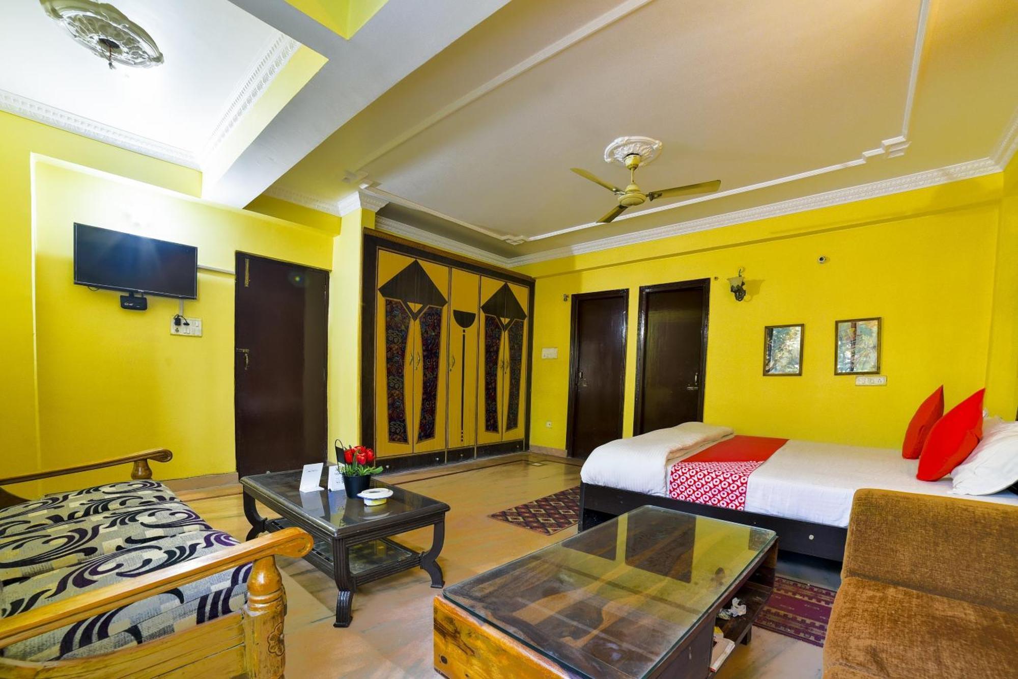 Oyo Cafe Garden Villa Патна Екстериор снимка